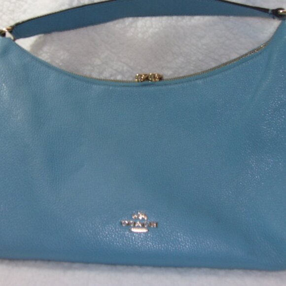 E-134 COACH CELESTE BABY BLUE EAST/WEST CONVERTIBLE HOBO BAG - Picture 1 of 15
